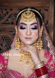 Picsart_22-03-25_23-18-38-753